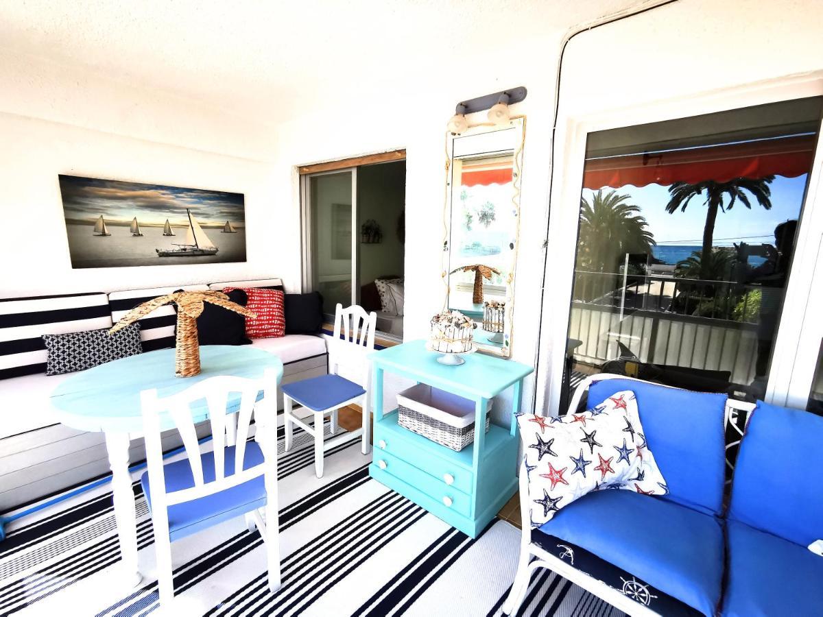 Happy Beachfront Apartment Алтеа Екстериор снимка