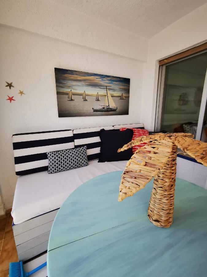 Happy Beachfront Apartment Алтеа Екстериор снимка