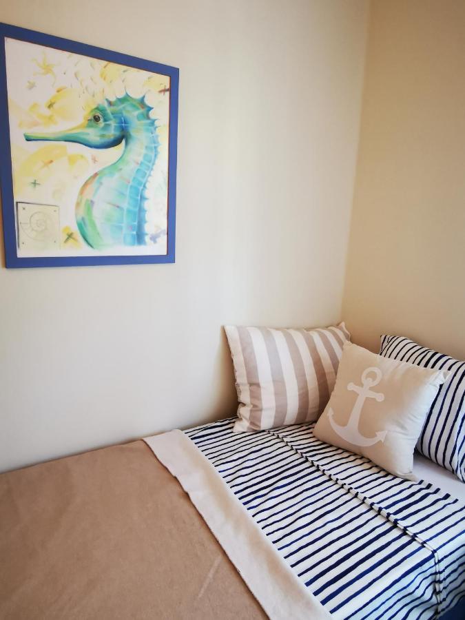 Happy Beachfront Apartment Алтеа Екстериор снимка
