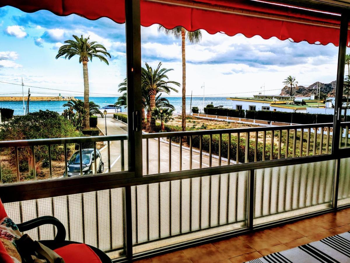 Happy Beachfront Apartment Алтеа Екстериор снимка